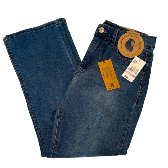 CURVE APPEAL High Rise Kick Flare Ankle Jeans Size 6 **NEW** - Picture 1 of 5